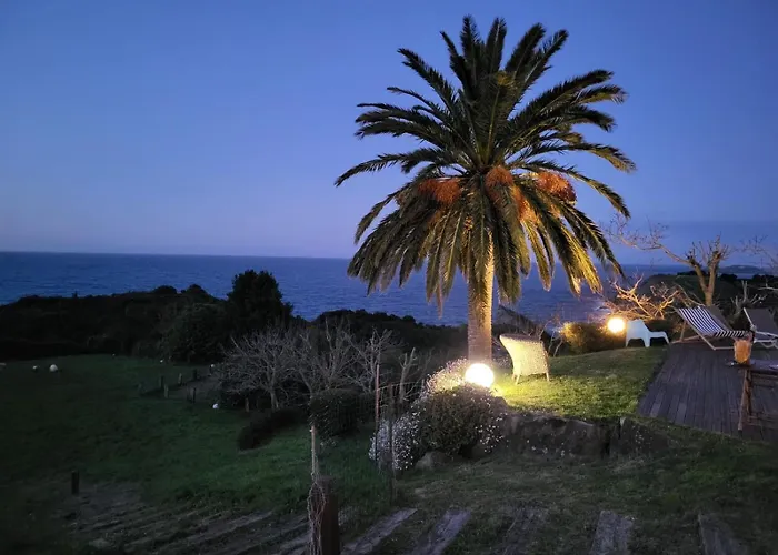 Uhara Sea Escape - Piscina Privada Μπερμέο